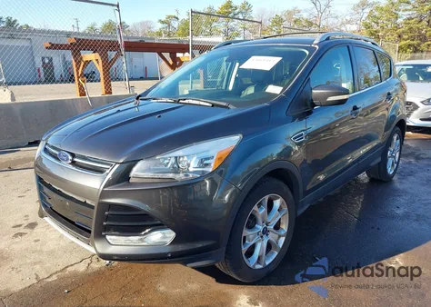 2016 Ford Escape Titanium из США, поврежденный, VIN 1FMCU9J93GUB27603